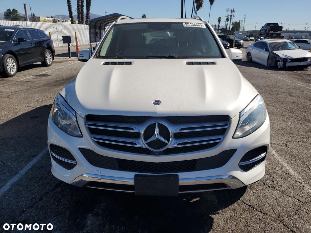 Mercedes-Benz GLE - 6
