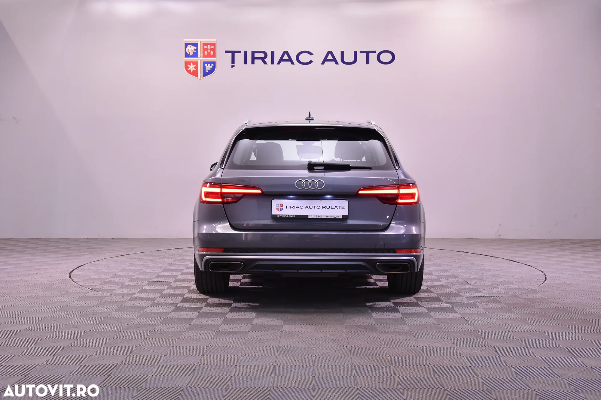 Audi A4 - 4