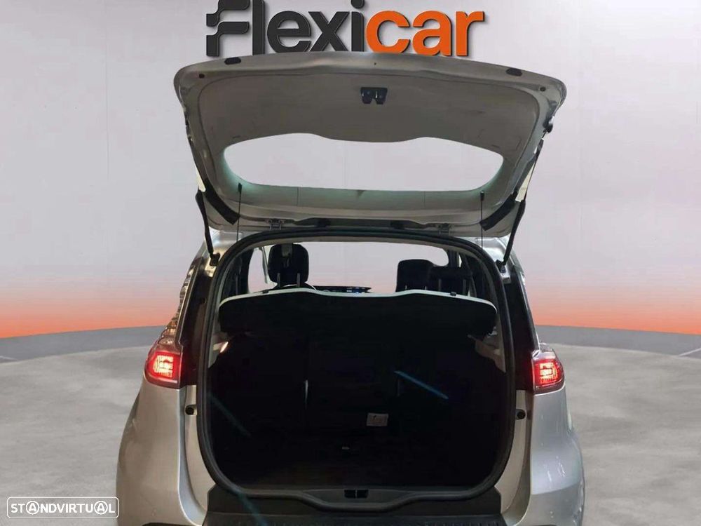 Renault Scénic - 17