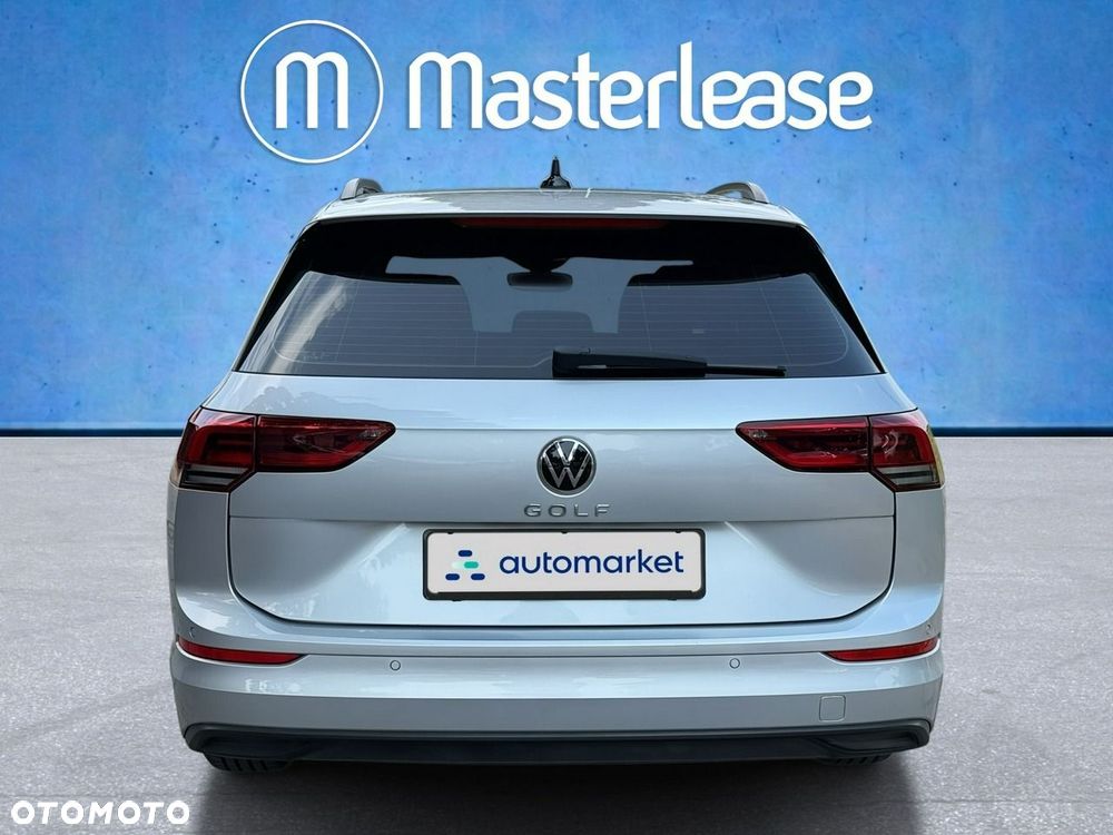 Volkswagen Golf - 6
