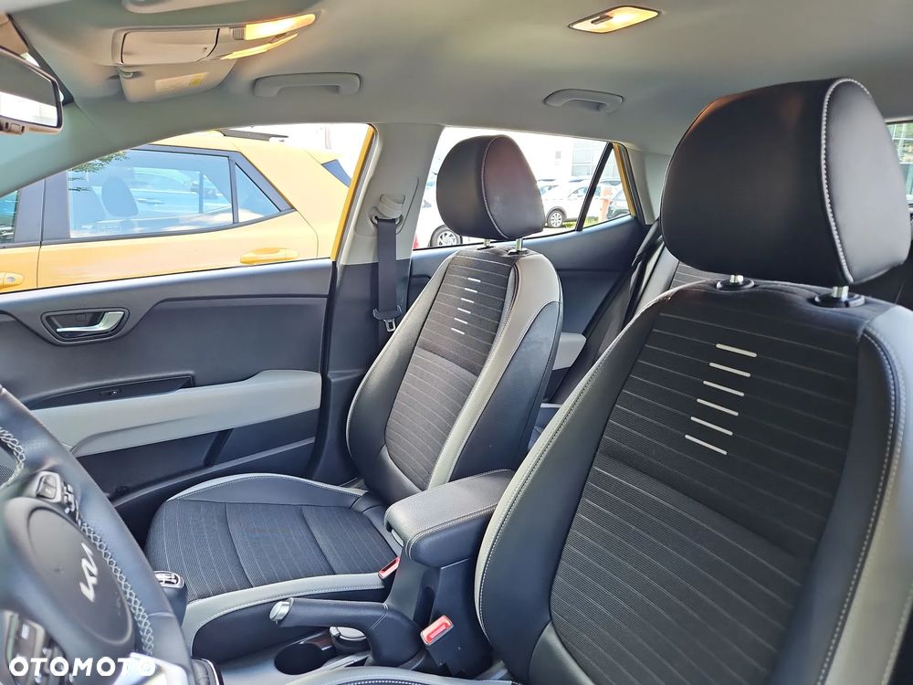 Kia Stonic 1.0 T-GDI L - 11
