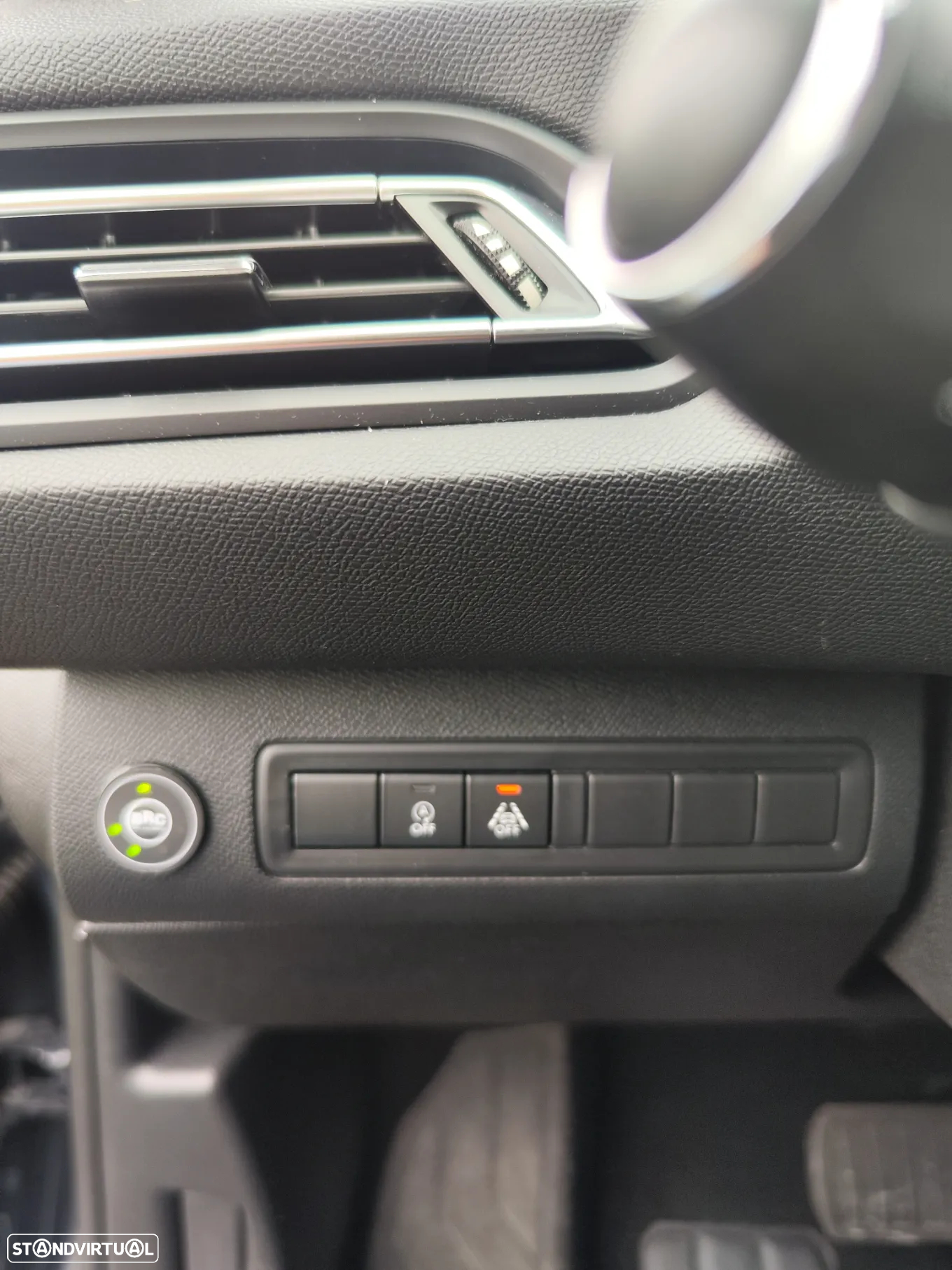 Peugeot 308 SW 1.2 PureTech Allure Full LED EAT8 - 25
