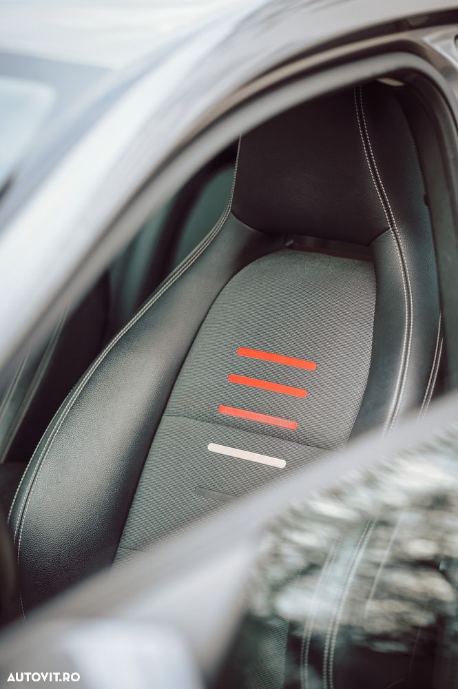 Mercedes-Benz A 200 d 4MATIC Aut. - 13