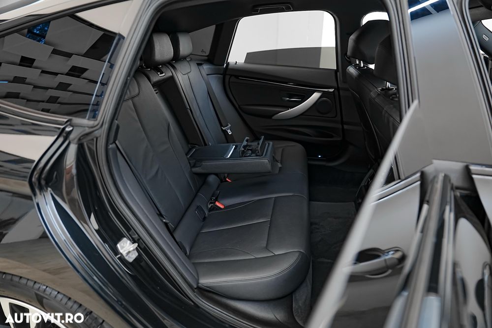 BMW Seria 3 320d Aut. Edition M Sport Shadow - 16
