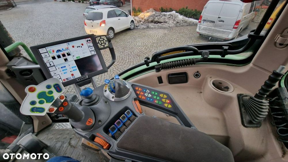 Fendt 724 VARIO Profi Plus - 11