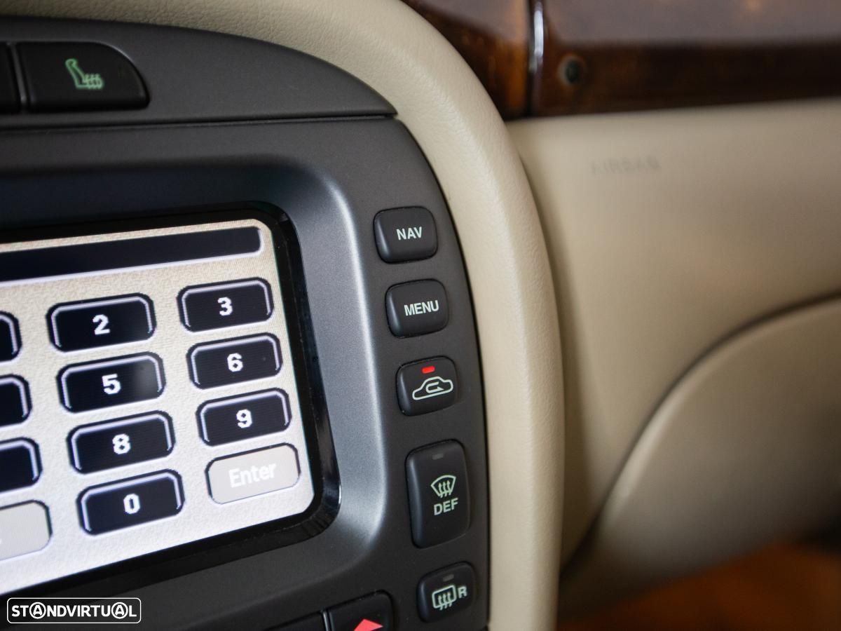 Jaguar X-Type - 18
