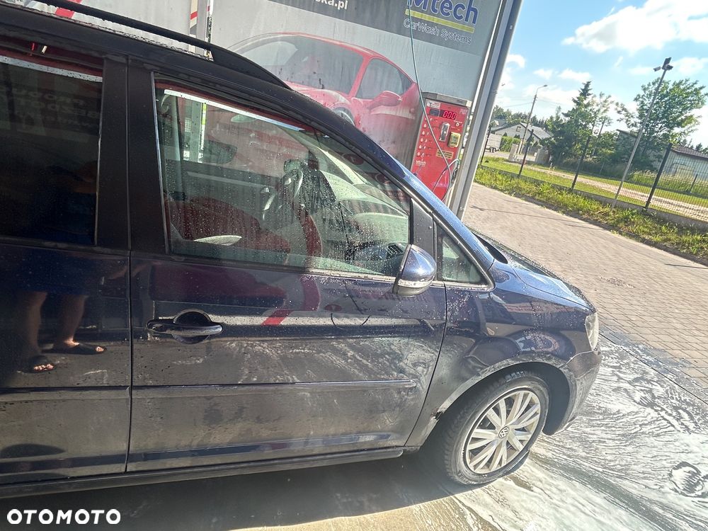 Volkswagen Touran 1.4 TSI Comfortline - 11