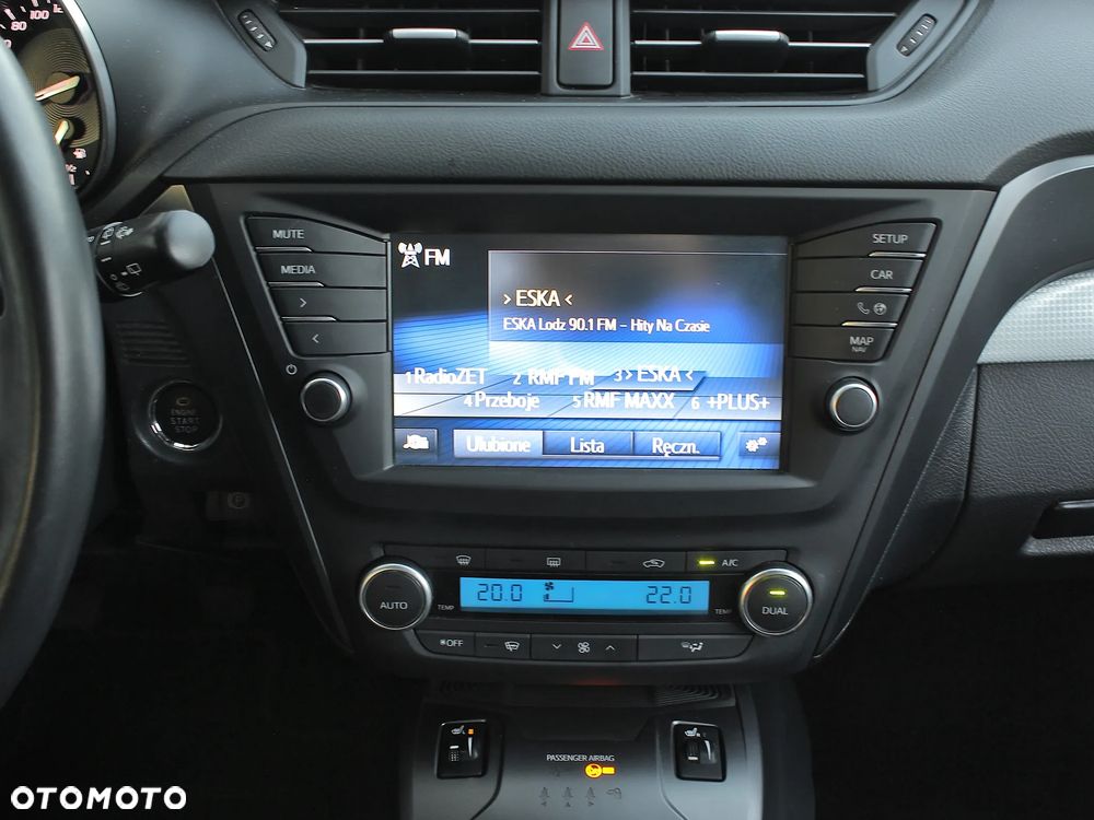 Toyota Avensis 1.8 Premium EU5 - 21