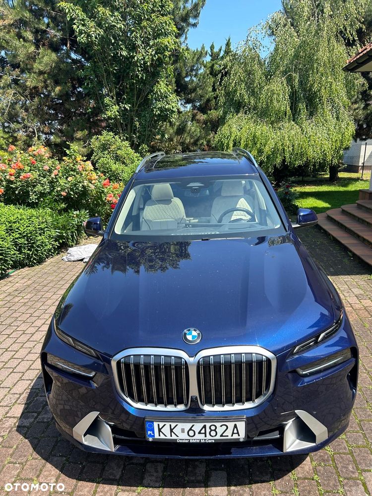 BMW X7 xDrive40d mHEV Individual Edition sport - 13