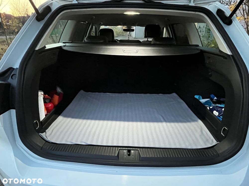 Volkswagen Passat 2.0 TDI BMT Highline DSG - 17