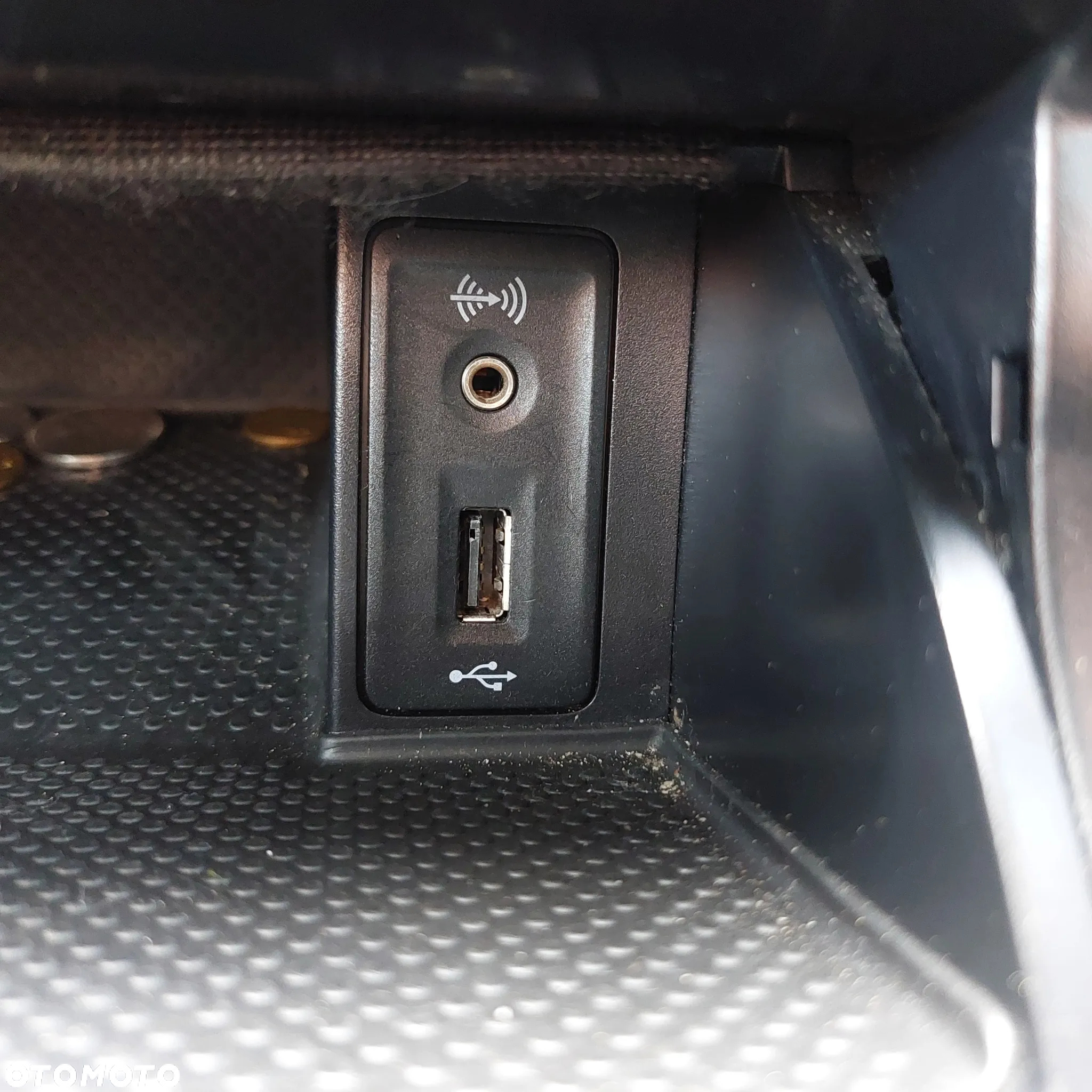 Volkswagen Golf - 29