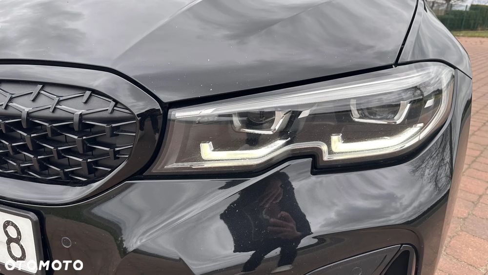 BMW Seria 3 M340i xDrive sport - 13