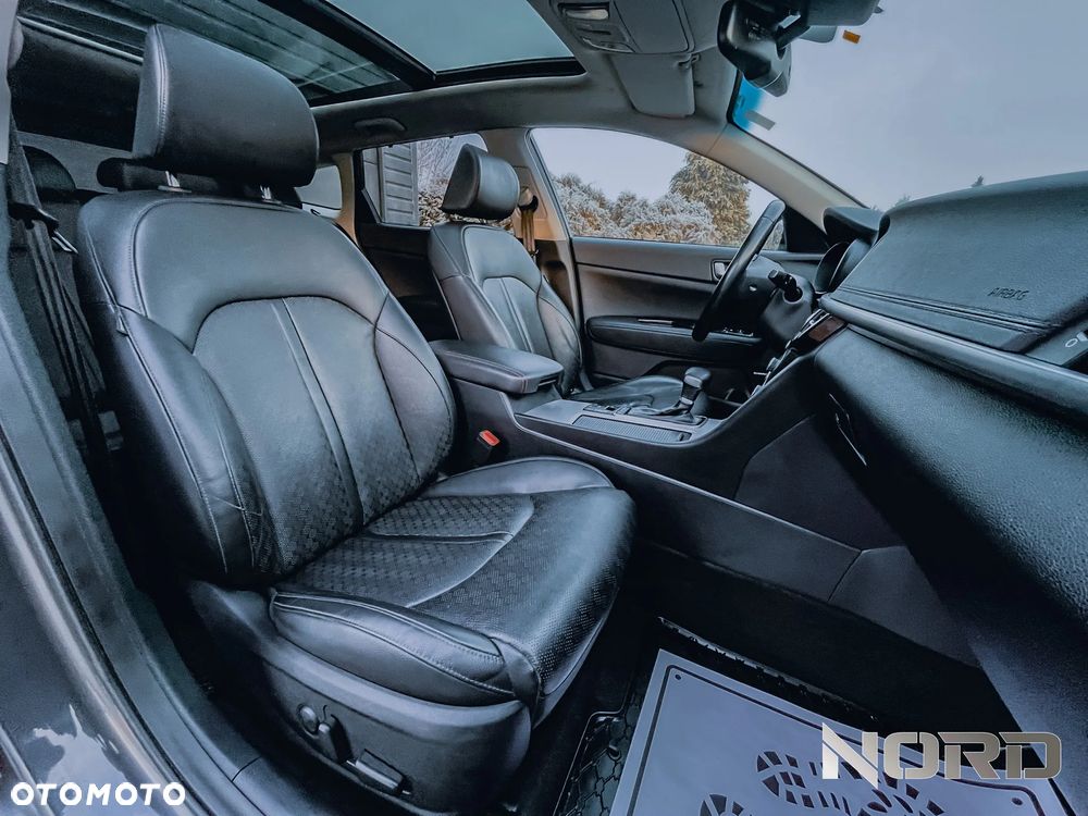 Kia Optima Plug-in Hybrid - 17