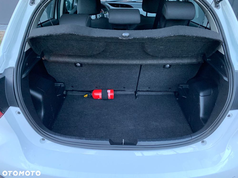 Toyota Yaris 1.5 Active - 11