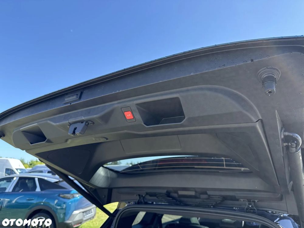 Peugeot 5008 - 12