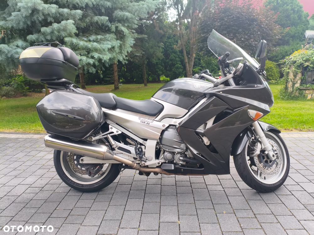 Yamaha FJR - 6