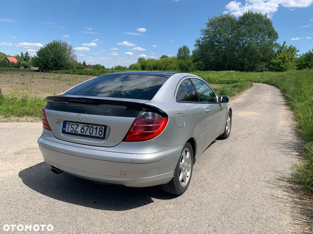 Mercedes-Benz Klasa C 200 Kompressor - 4
