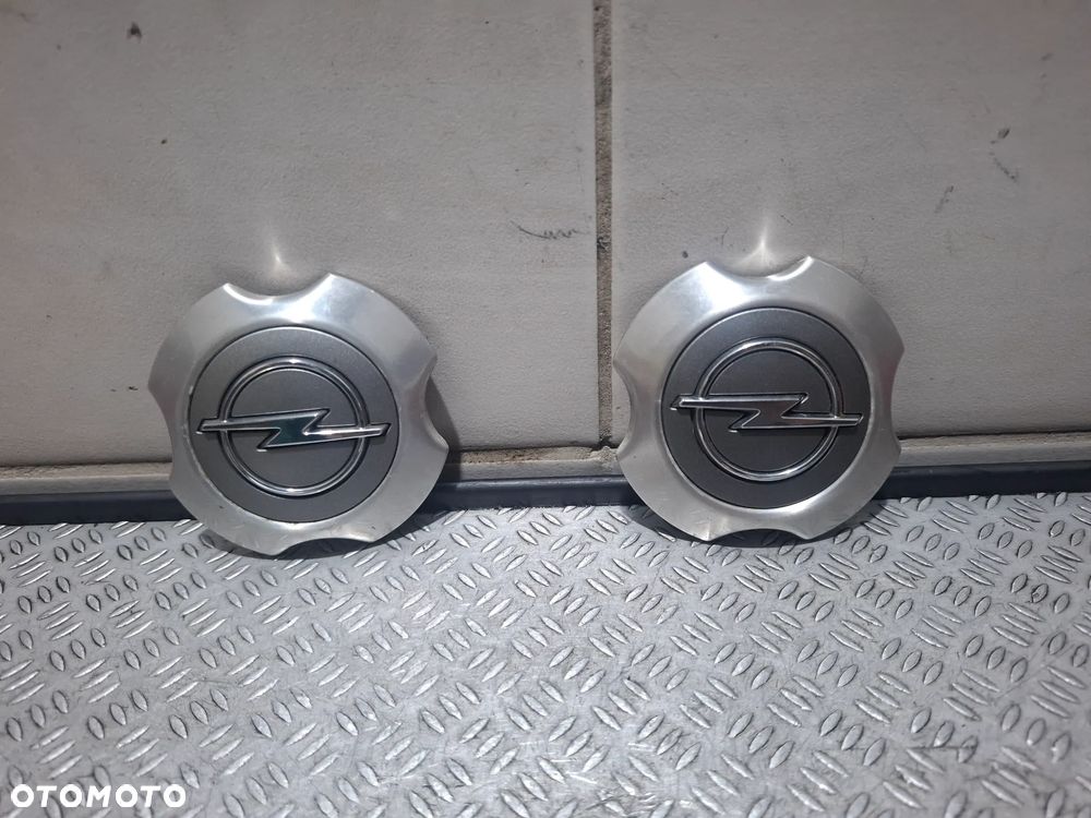 Dekielek oryginał Opel Corsa D 2008 rok nr 13153232 - 1