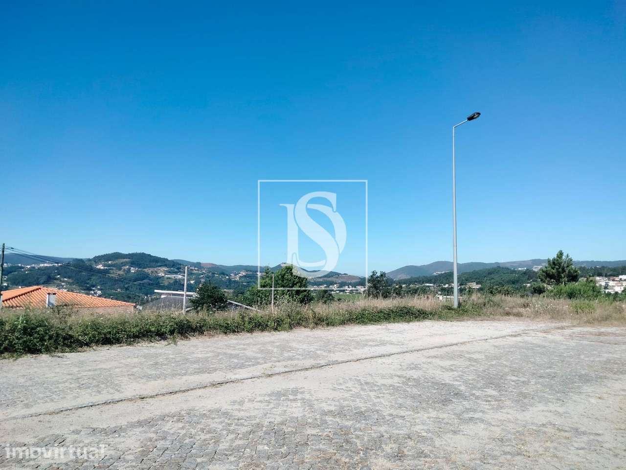 Terreno  Venda em Alpendorada, Várzea e Torrão,Marco de Canaveses - Grande imagem: 2/10