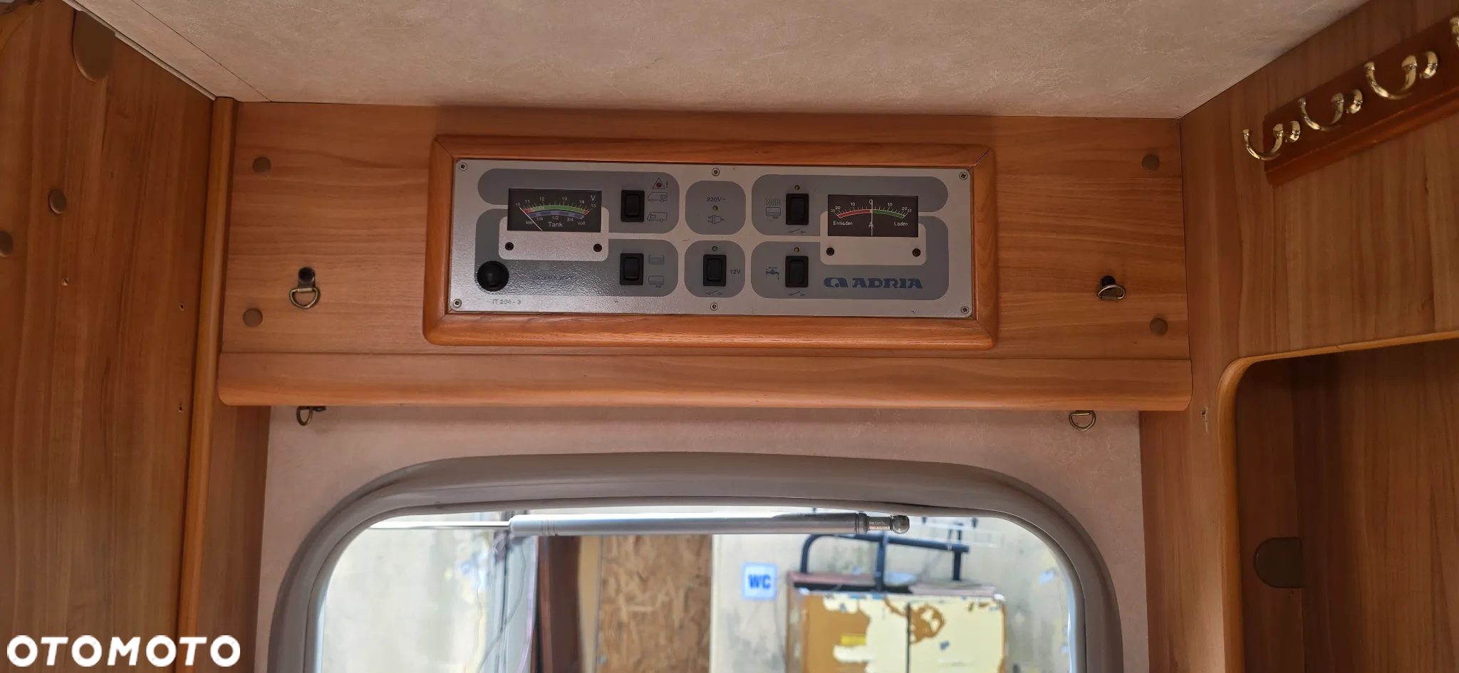 Mercedes-Benz Sprinter - 16