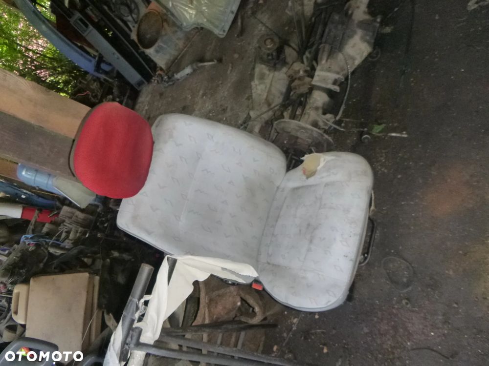 FOTEL KIEROWCY VW T4 Z PODŁOKIETNIKIEM - 5