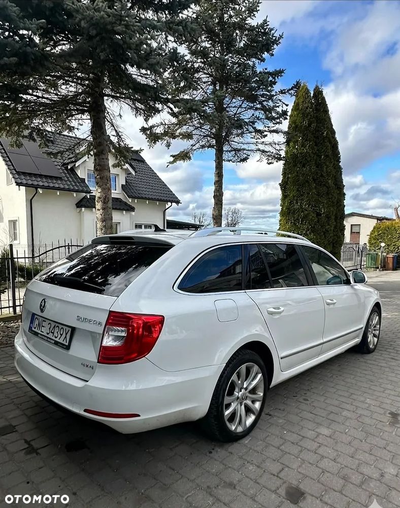 Skoda Superb 2.0 TDI 4x4 Elegance DSG - 5