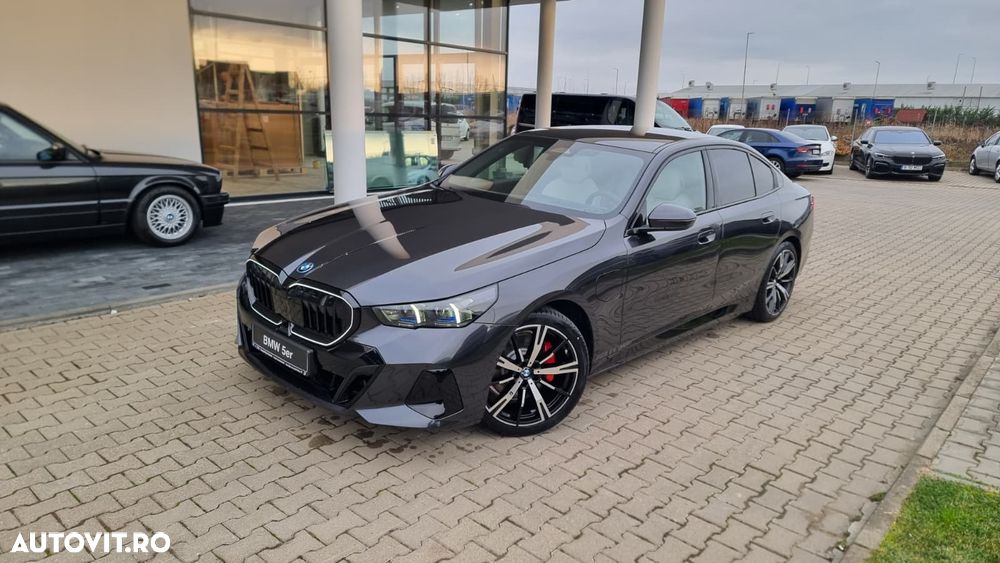 BMW Seria 5 530e xDrive AT PHEV - 1