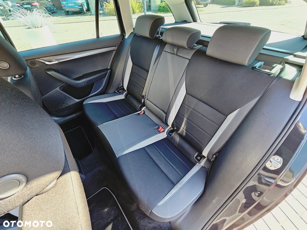 Skoda Octavia Combi 1.6 TDI (Green tec) DSG Joy - 8