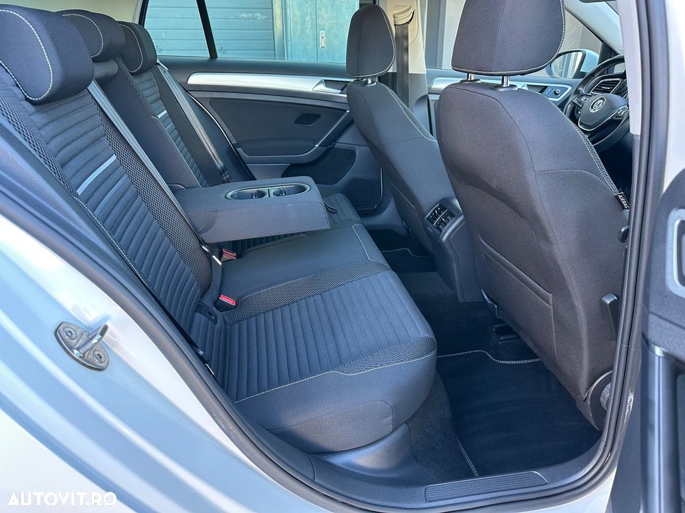 Volkswagen Golf 1.4 TSI BlueMotion Technology Cup - 19