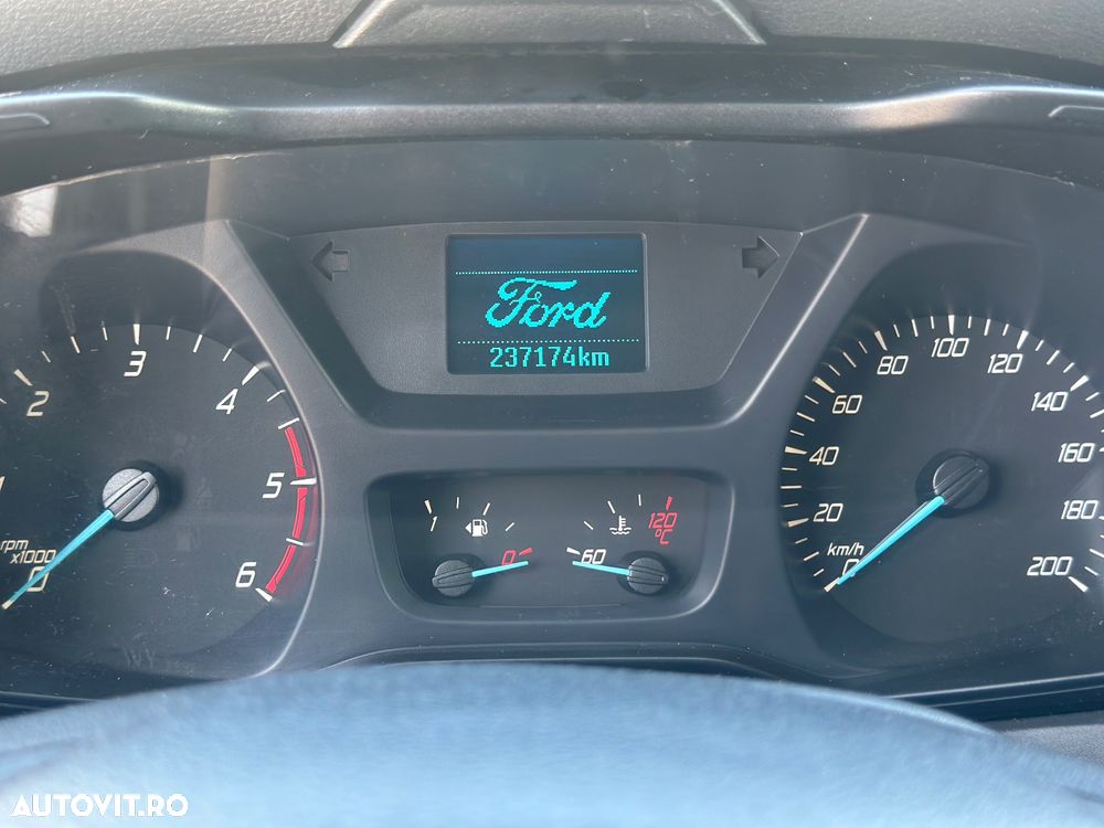 Ford Transit - 8