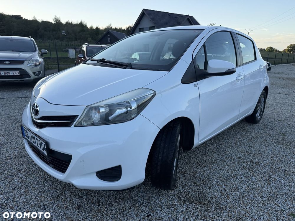 Toyota Yaris 1.33 VVT-i Edition 2014 - 11