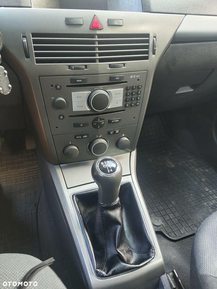 Opel Astra - 11
