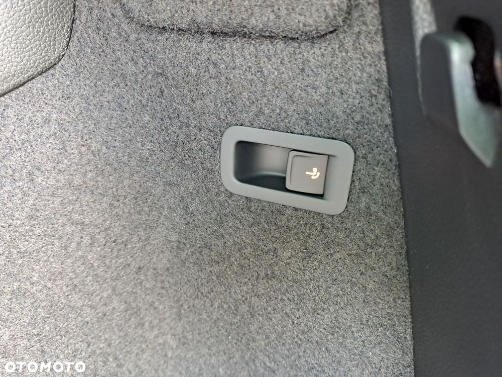 Skoda Karoq 2.0 TSI 4x4 Sportline DSG - 10