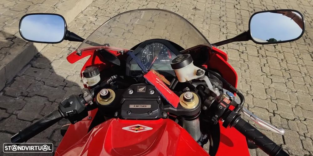 Honda CBR 1000 RR - 11