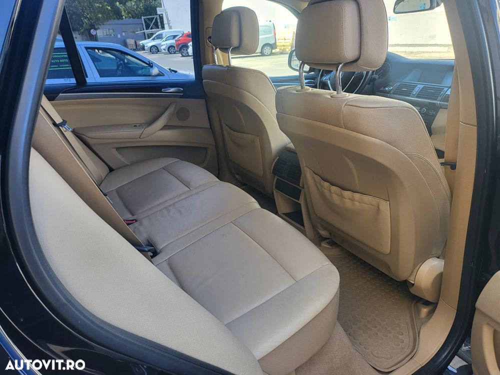 BMW X5 xDrive30d - 14