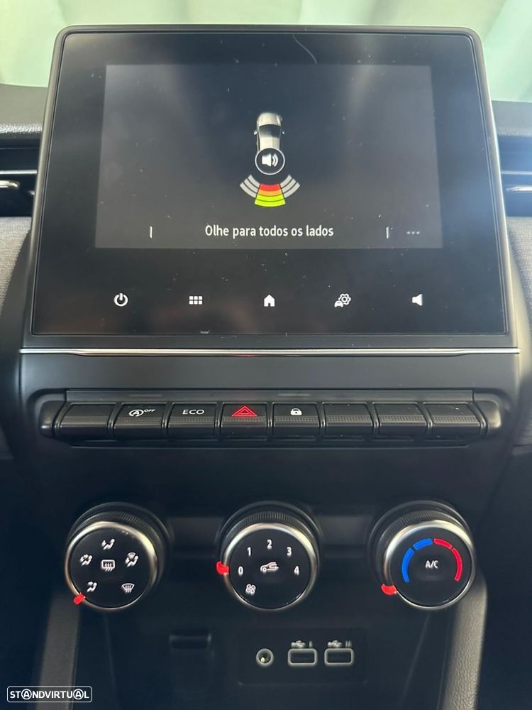 Renault Clio 1.0 TCe Techno - 15