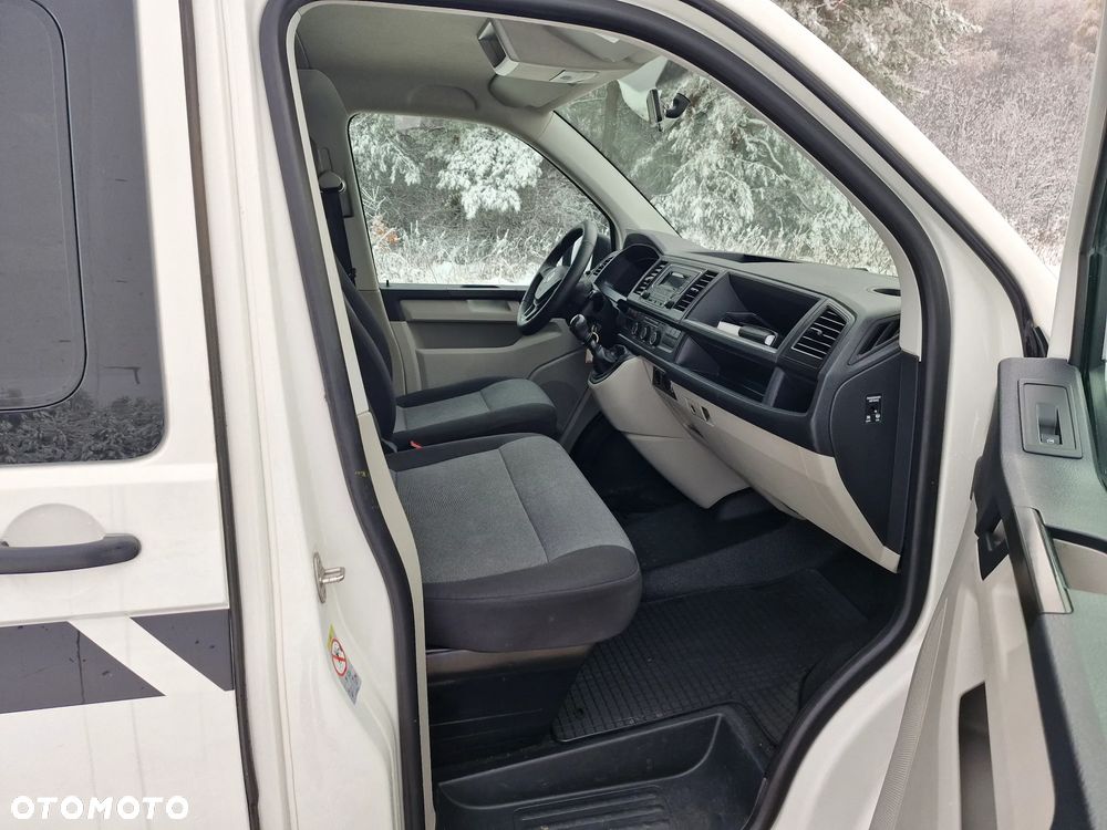 Volkswagen Transporter L2H1 Plus Trendline - 11