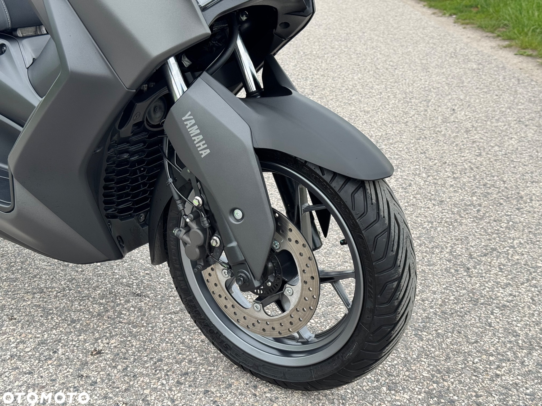 Yamaha X-max - 5
