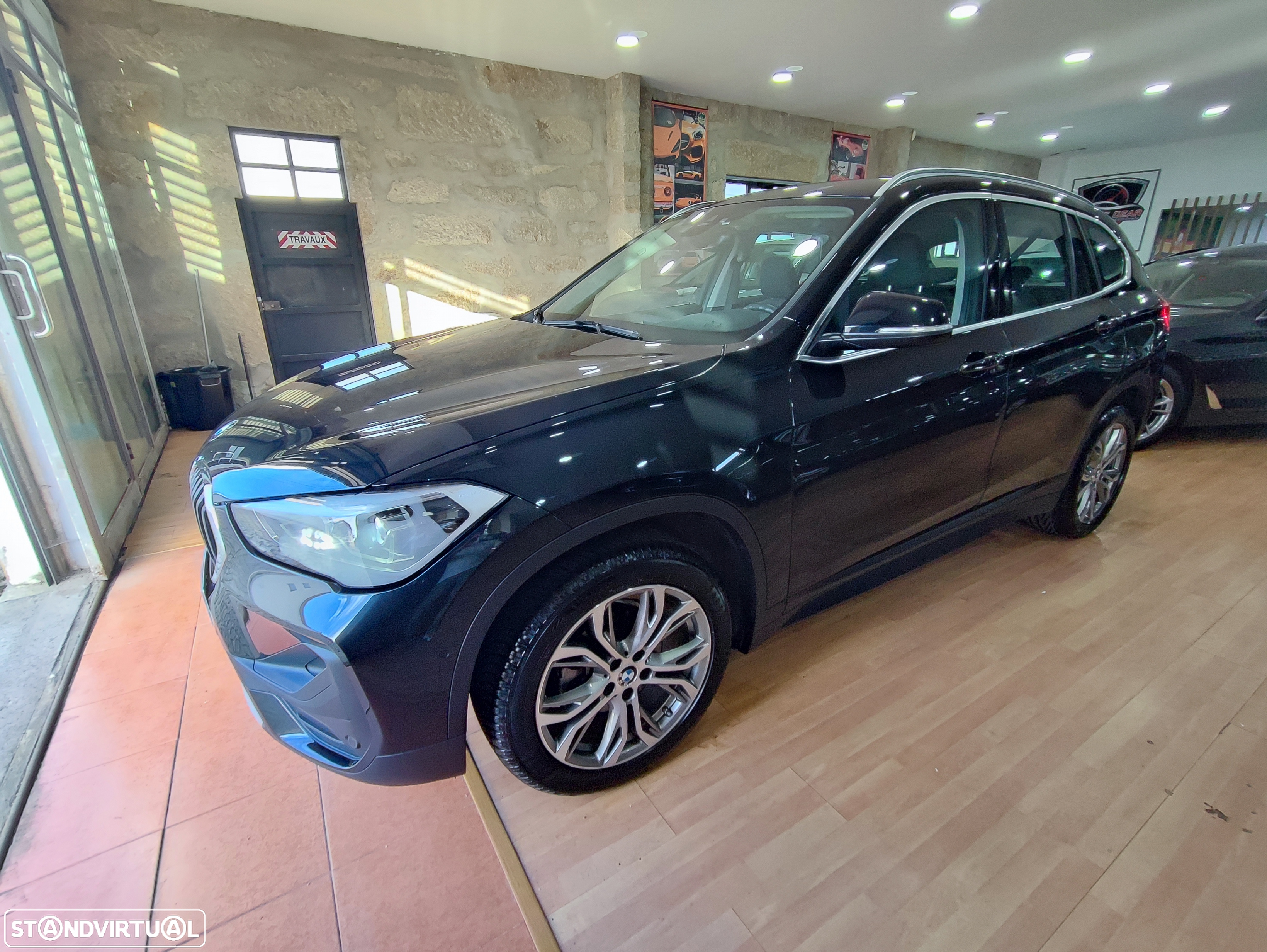 BMW X1 16 d sDrive Advantage - 4