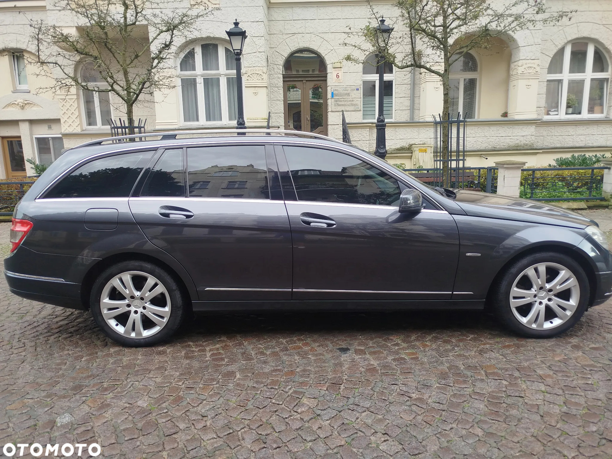 Mercedes-Benz Klasa C 220 T CDI DPF Automatik Avantgarde - 10