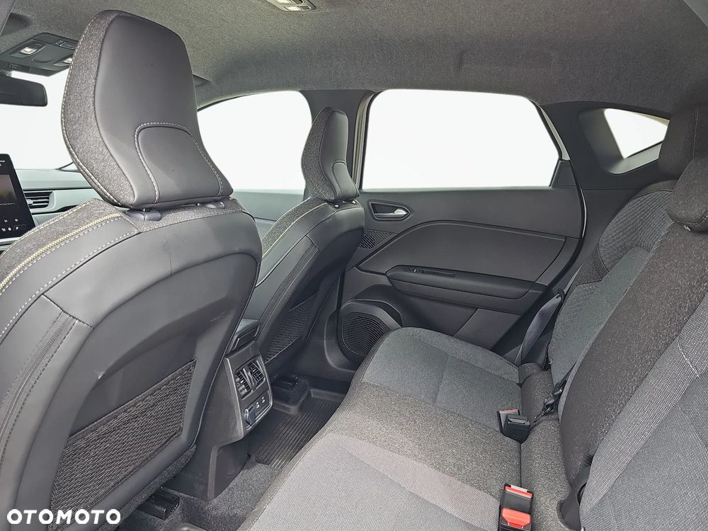 Renault Captur - 27