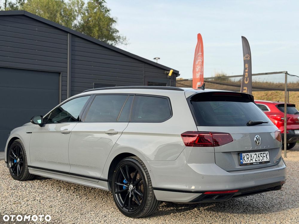 Volkswagen Passat 2.0 TDI SCR 4Motion DSG Elegance - 8