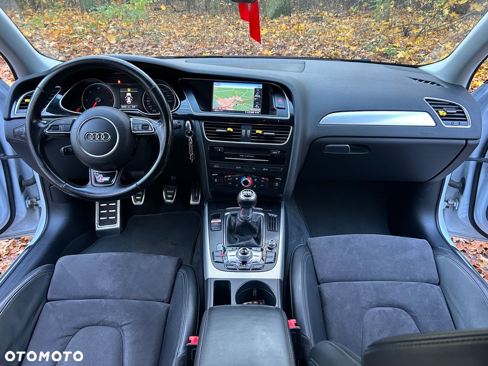 Audi A4 Avant 2.0 TDI Sport - 28