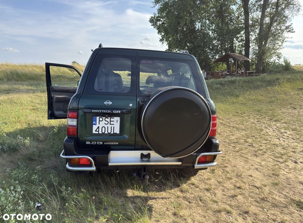 Nissan Patrol - 10