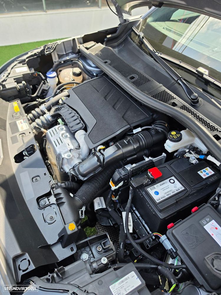Peugeot 2008 1.2 PureTech Allure — fotografia 59