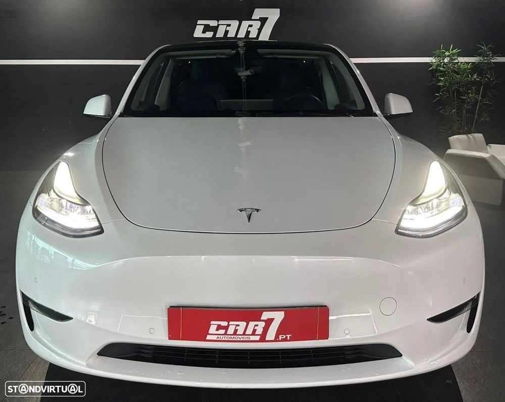 Tesla Model Y Long Range Dual Motor AWD - 2