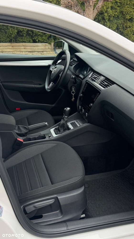 Skoda Octavia 1.6 TDI Ambition - 8