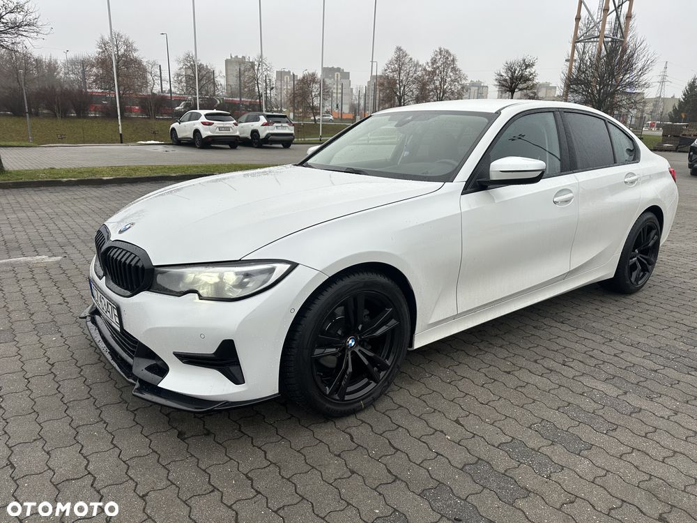 BMW Seria 3 318d MHEV Sport Line - 2