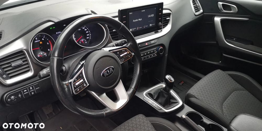 Kia Ceed 1.6 CRDi SCR L Business Line - 18