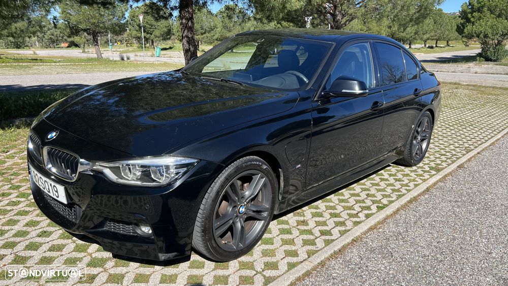 BMW 330 e iPerformance Pack M - 1
